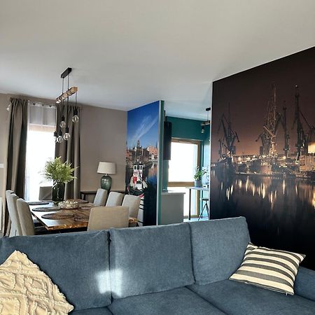 Premium 4 Rooms Apartment กดัญสก์ ภายนอก รูปภาพ