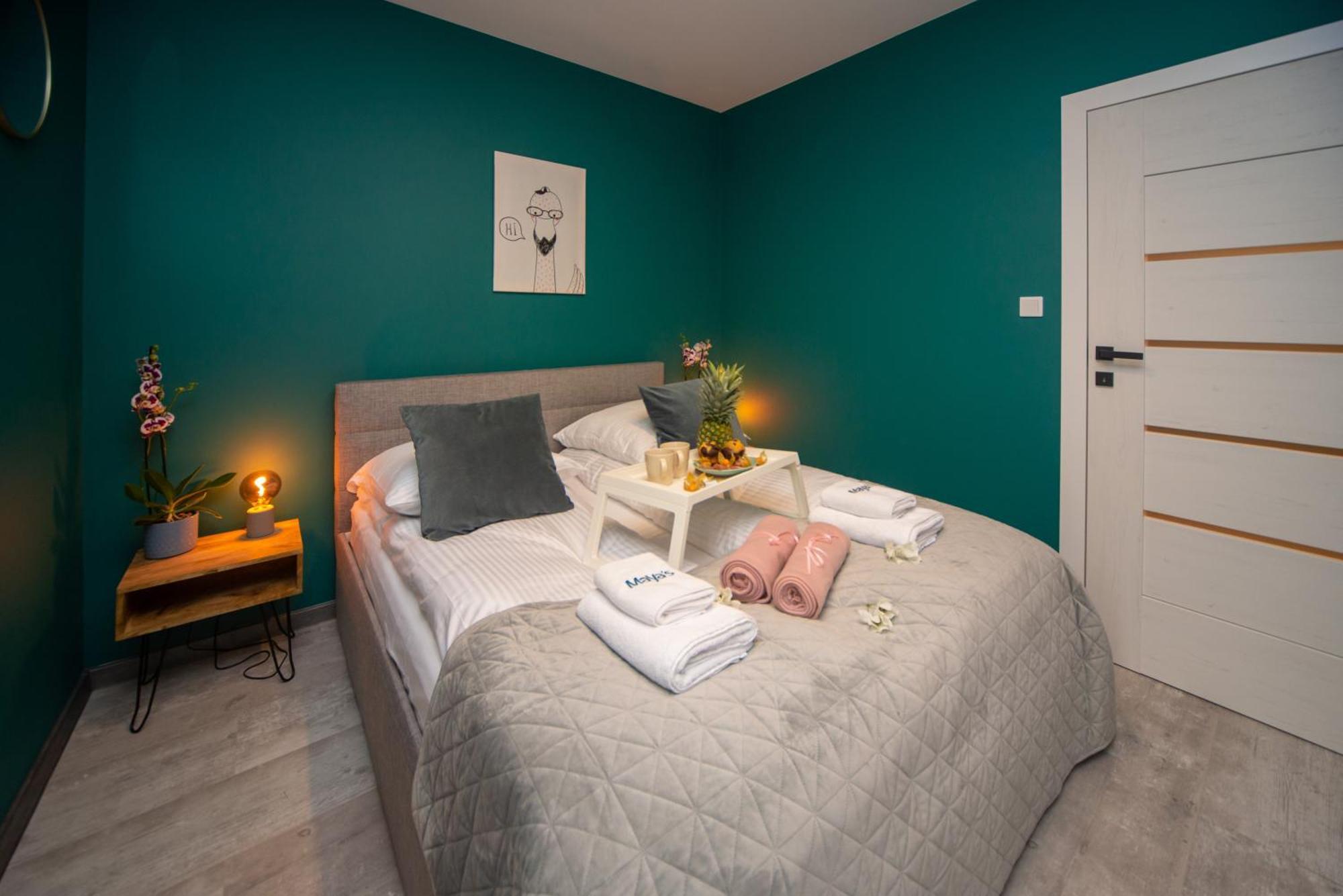 Premium 4 Rooms Apartment กดัญสก์ ภายนอก รูปภาพ