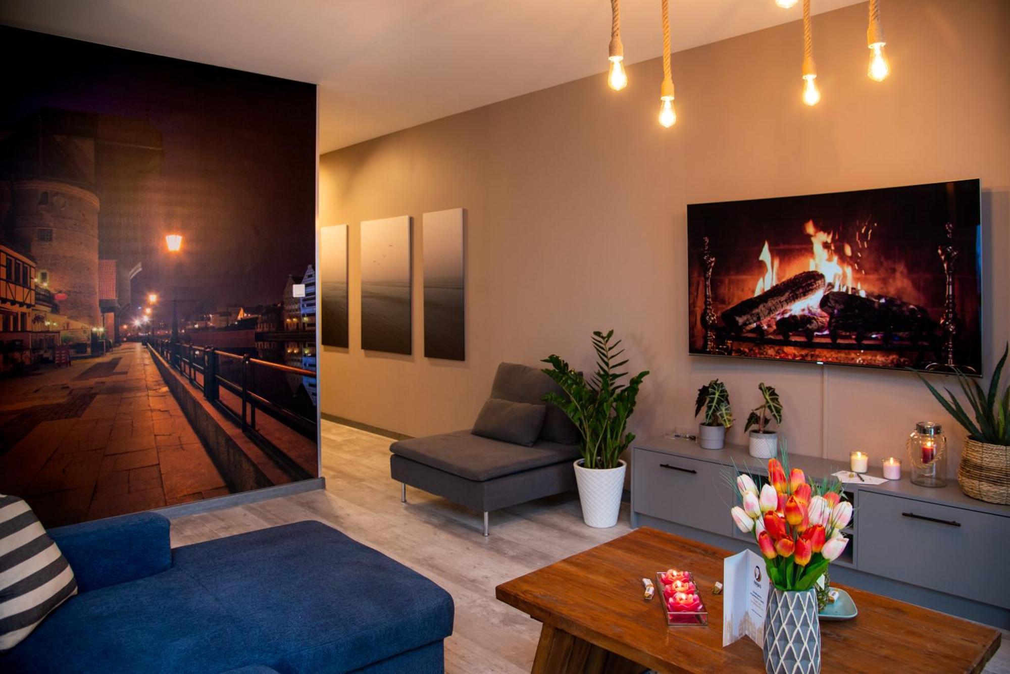 Premium 4 Rooms Apartment กดัญสก์ ภายนอก รูปภาพ