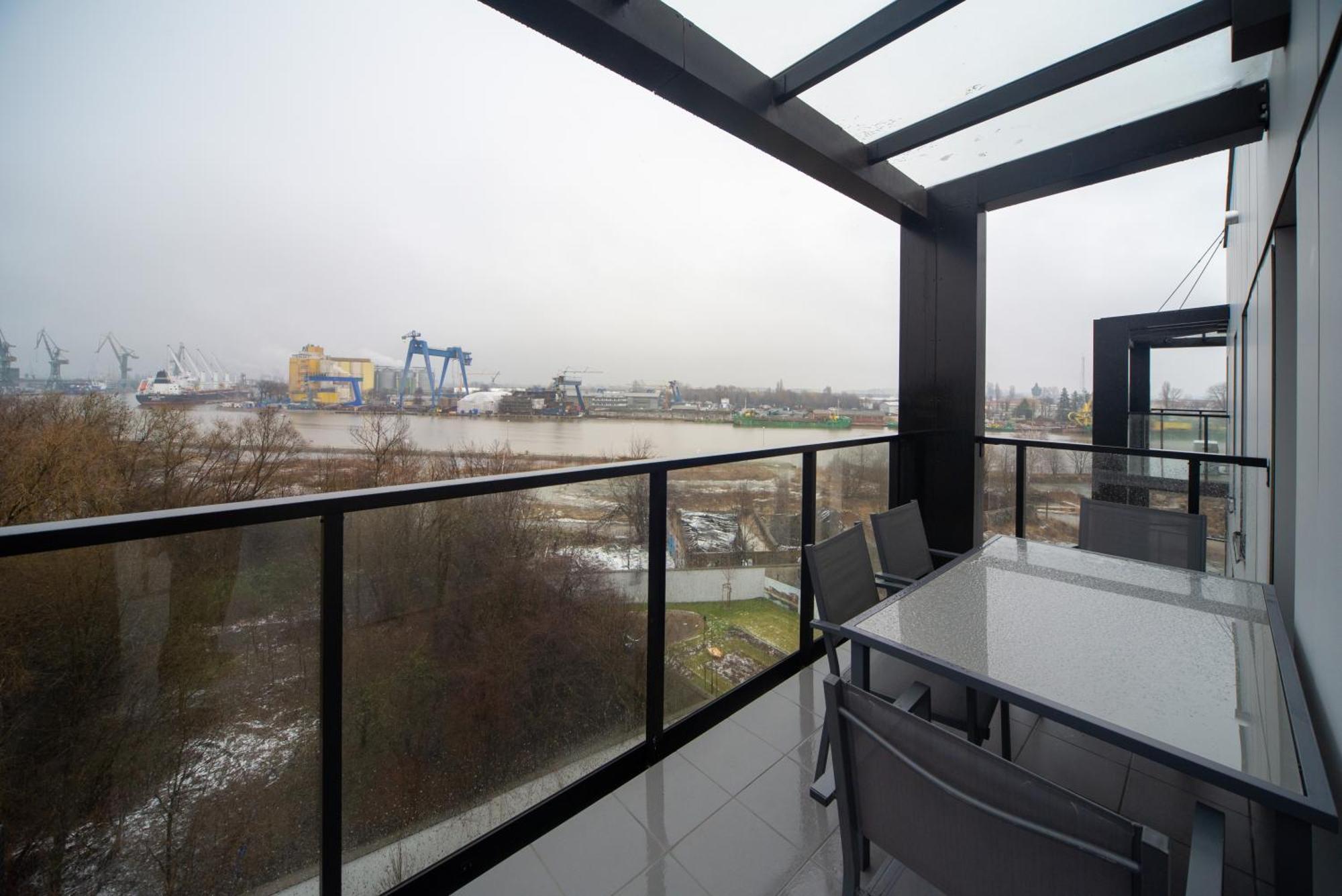 Premium 4 Rooms Apartment กดัญสก์ ภายนอก รูปภาพ