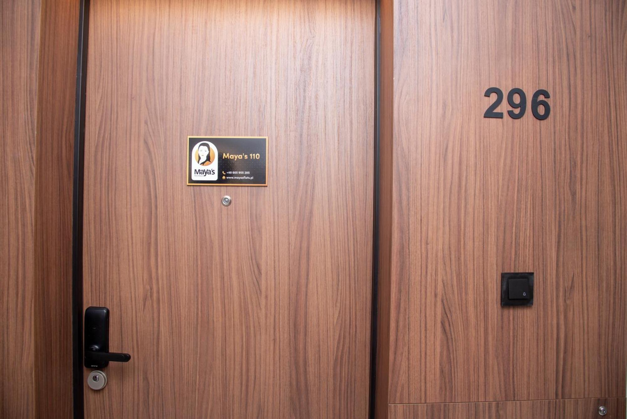 Premium 4 Rooms Apartment กดัญสก์ ภายนอก รูปภาพ