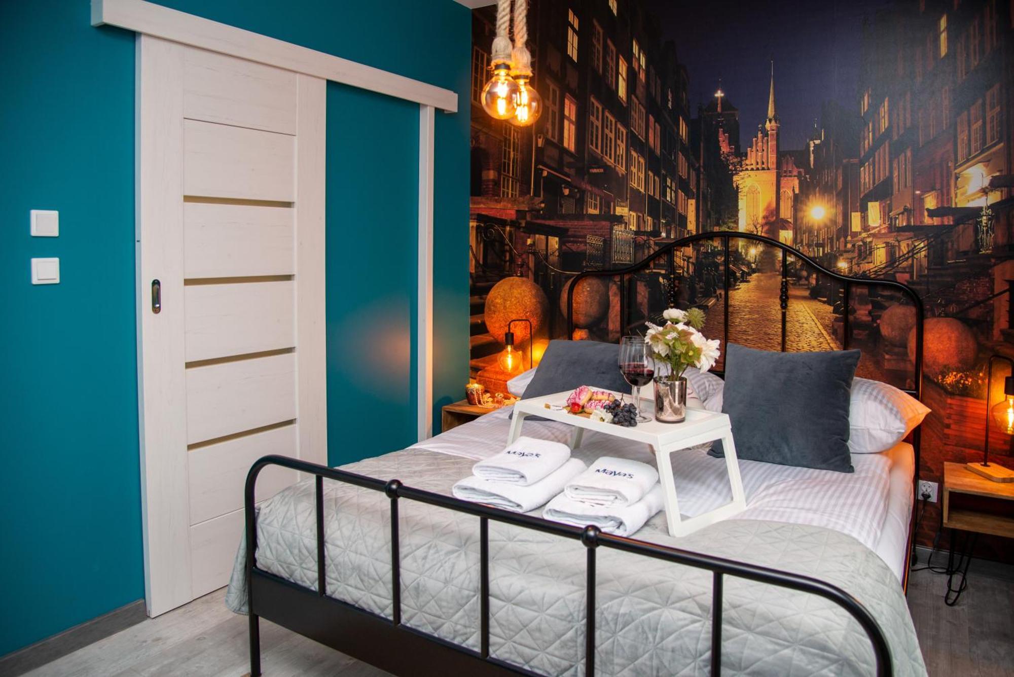 Premium 4 Rooms Apartment กดัญสก์ ภายนอก รูปภาพ