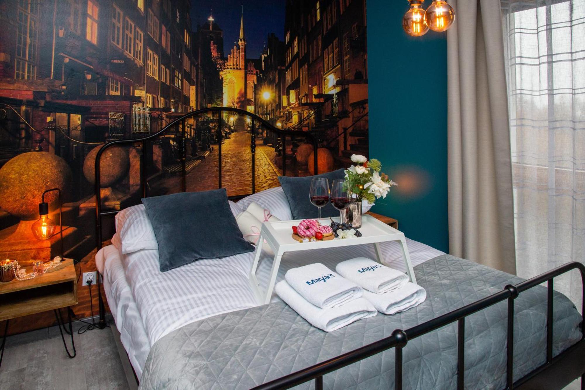 Premium 4 Rooms Apartment กดัญสก์ ภายนอก รูปภาพ